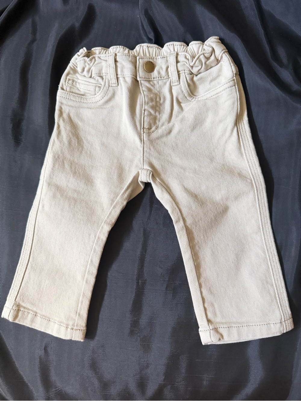 BONPOINT NWOT Light Ivory Beige Denim Jeans Unisex Size 12 Months